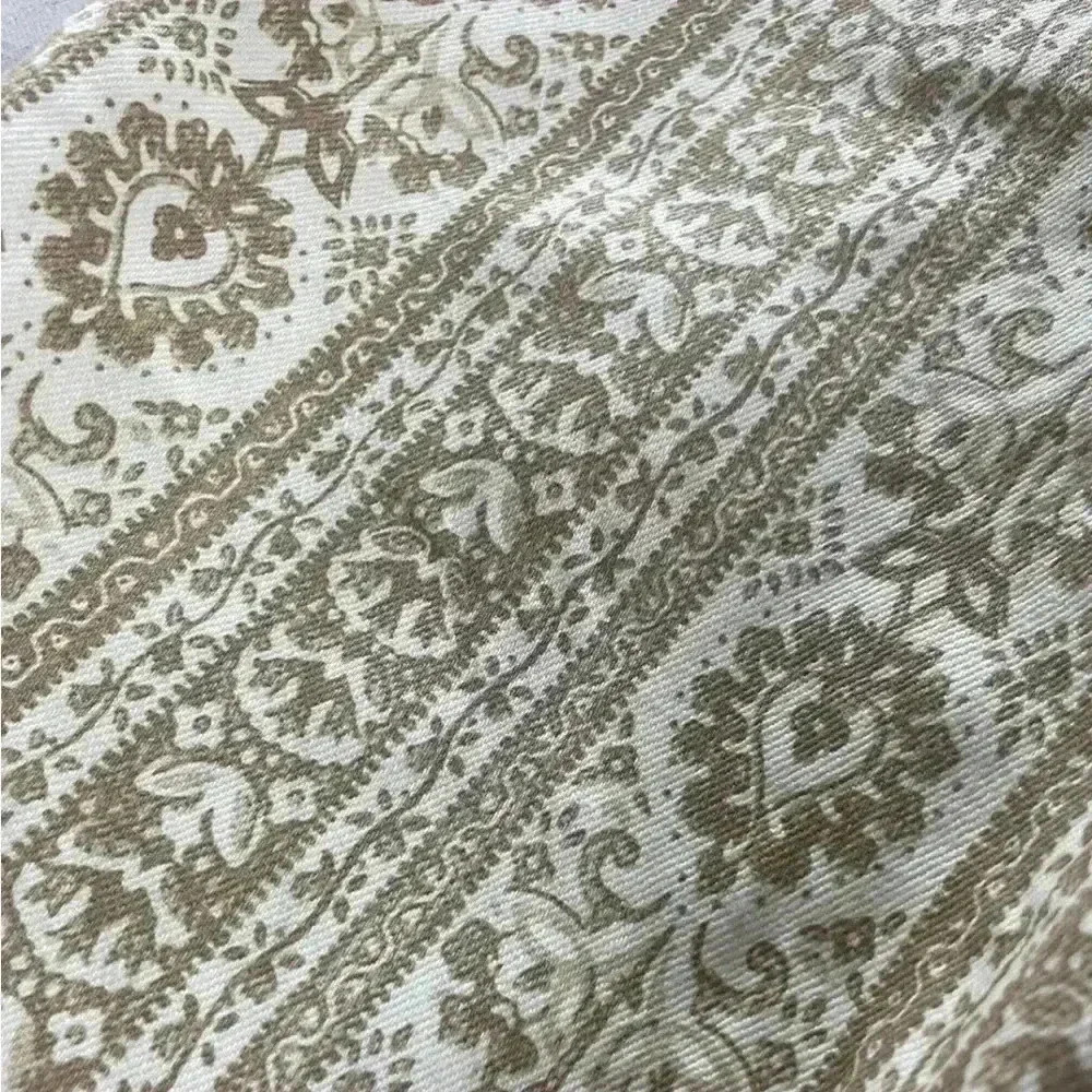 NILI LOTAN Mid Rise Khaki Wallpaper Print Denim Floral Size 29 Shipped via USPS - Picture 7 of 11